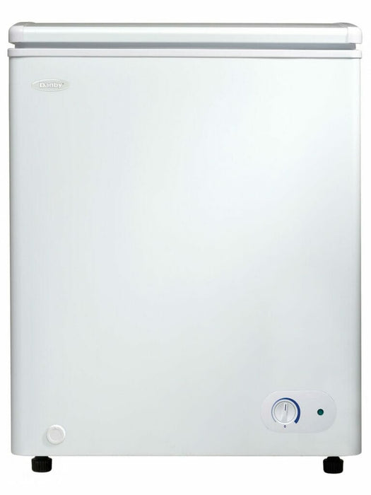 DANBY Chest Freezer: White, 3.8 cu ft Freezer Capacity, 33 1/4 in x 25 in x 22 1/4 in