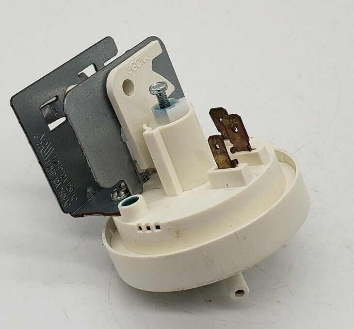 OEM GE Water Pressure Switch 175D2290P061  Same Day Ship